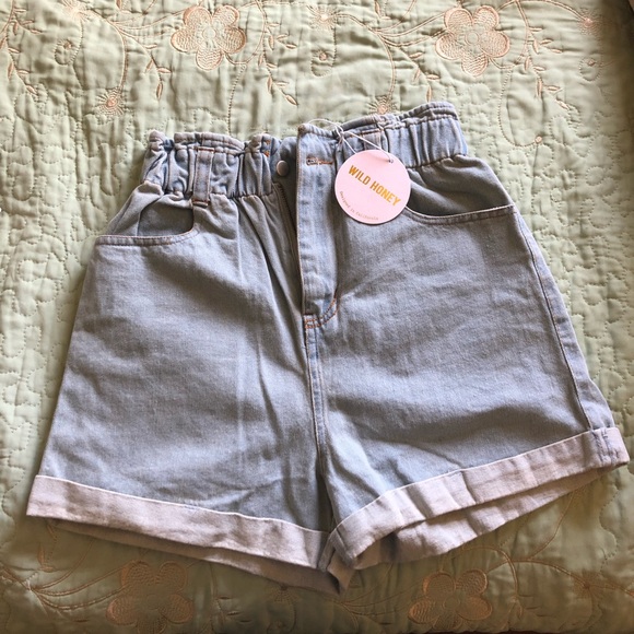 lauras boutique Pants - Light Denim High Waisted Shorts BRAND NEW 🦋